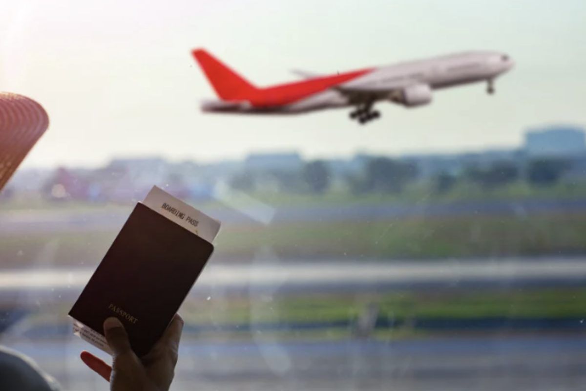 Questo antico villaggio spagnolo, noto per i suoi dodici mulini a vento che dominano le colline circostanti,