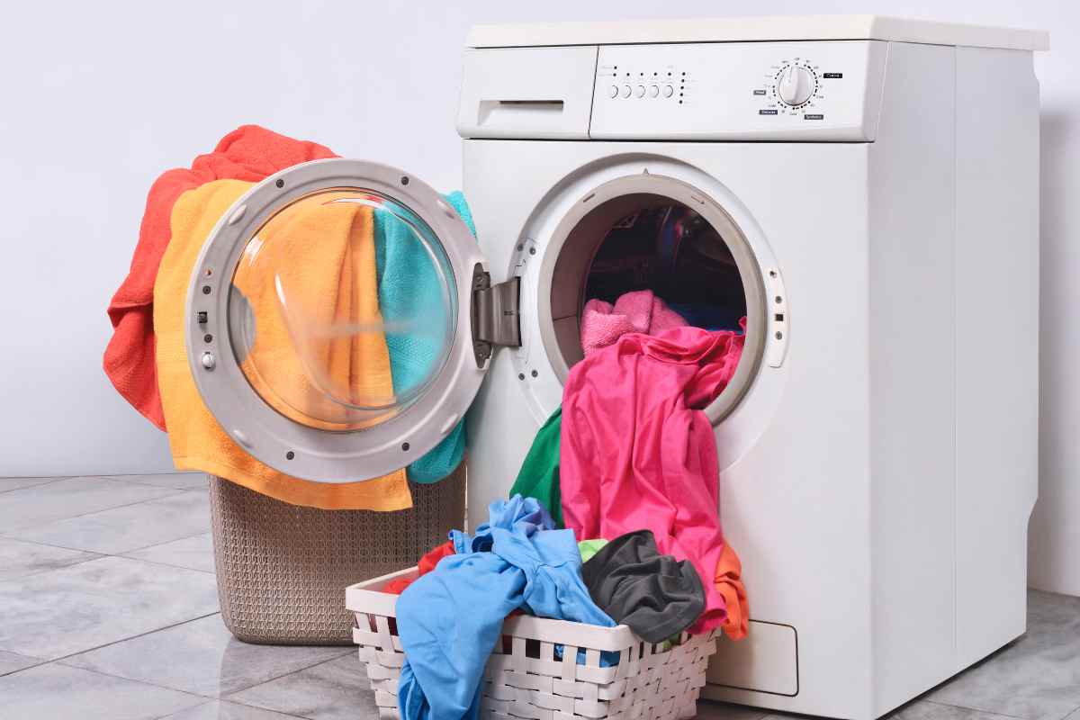 Terremoto lavatrice in funzione: 5 motivi (impensabili)