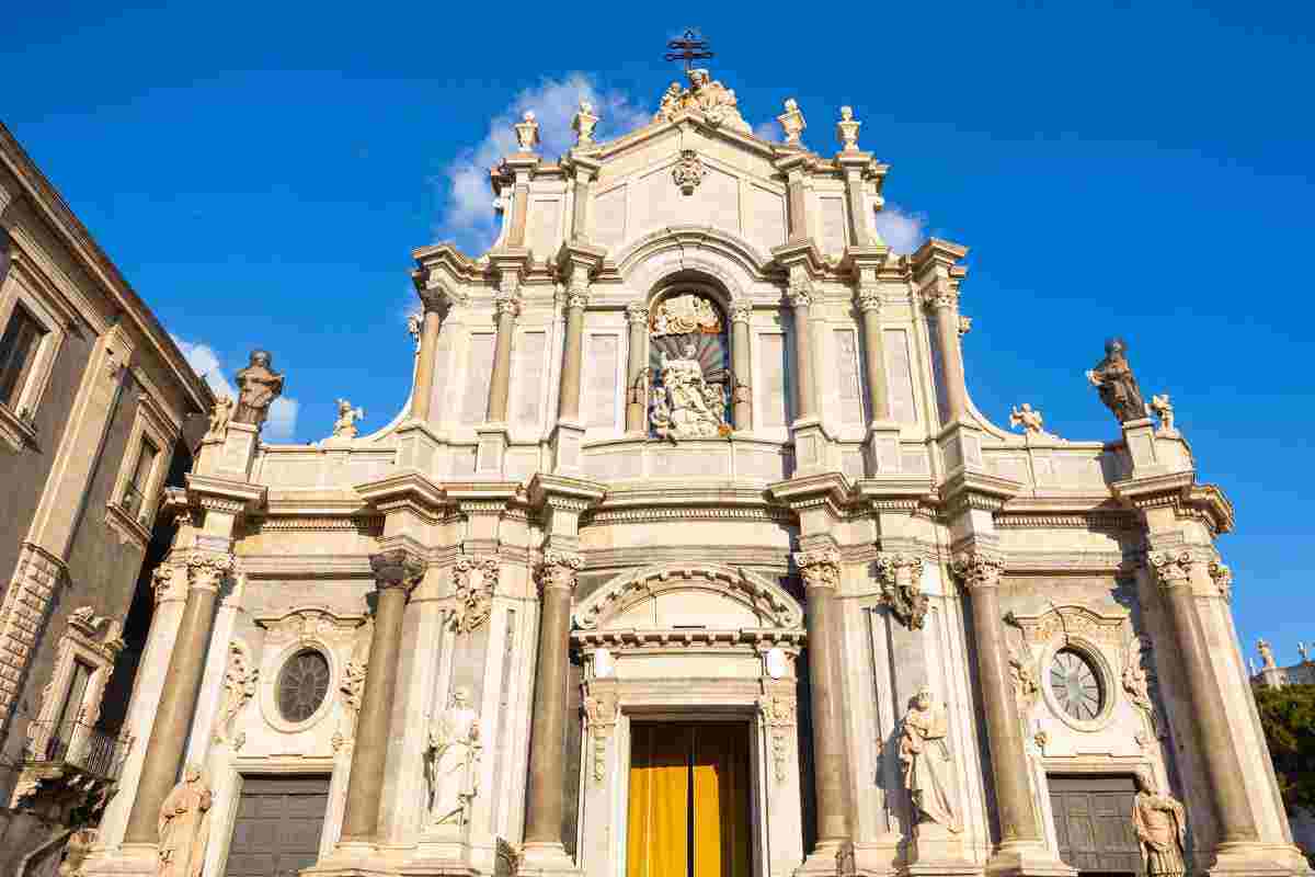 È presa d'assalto in estate, ma in autunno è molto più bella, tutti i dettagli