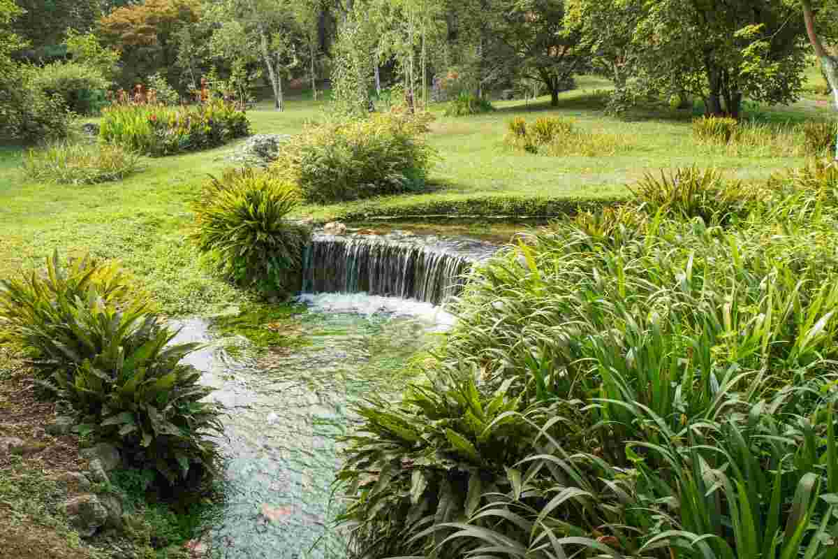 il Giardino di Ninfa un'oasi segreta da scoprire.